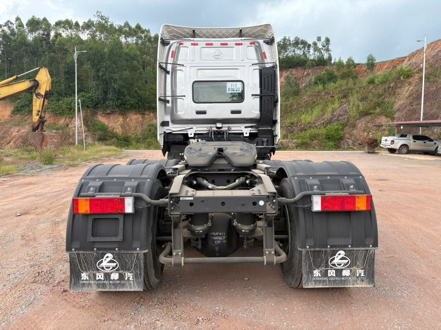 dau_keo_chenglong_410hp_ecos (1)