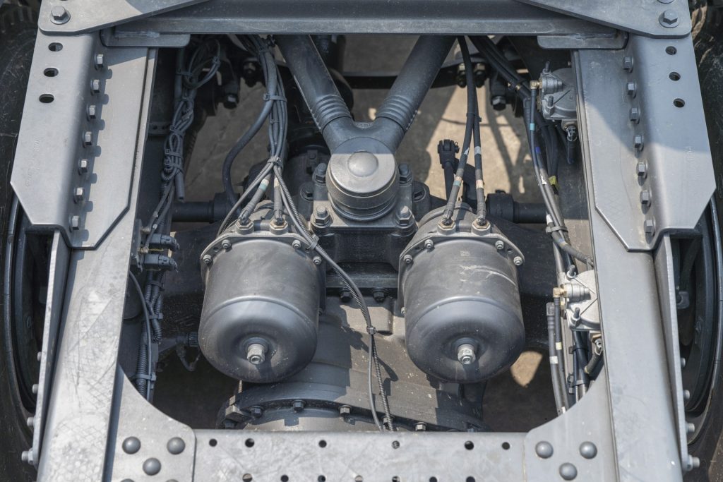 dau_keo_chenglong_445hp